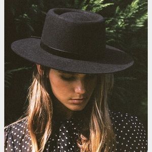 Lack of Color Velveteen Hat